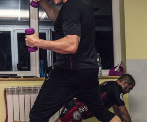 Radek Liszewski trenuje kick boxing