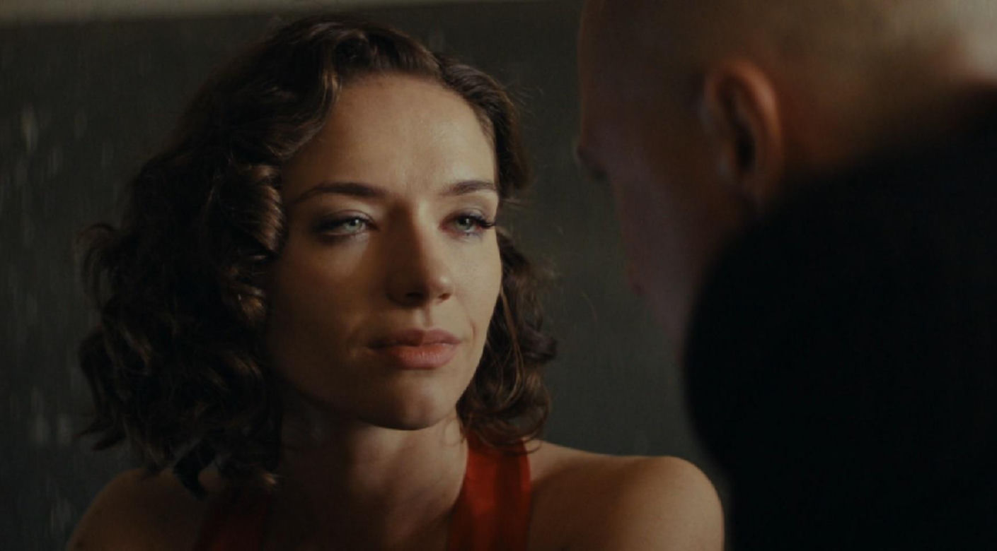Zatoka szpiegów 2, ostatni odcinek 19. Eva (Sonia Mietielica), Wulf (Mateusz Nędza)