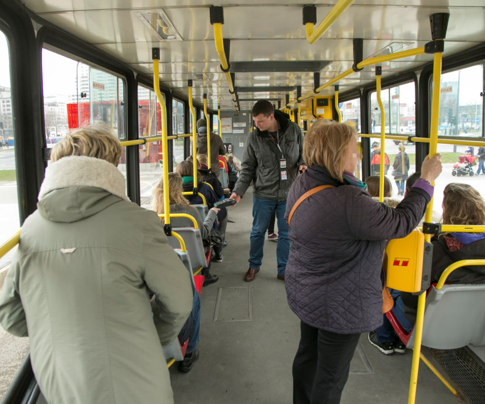 Będzie więcej kanarów w autobusach