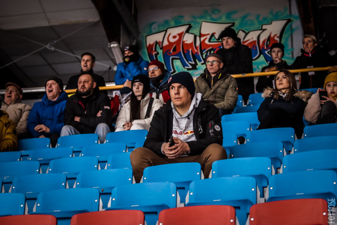 KH Energa Toruń - Tauron Podhale Nowy Targ 6:2, zdjęcia kibiców z Tor-Toru 