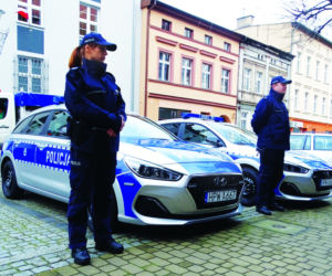 Dwa nowe radiowozy w Sławnie
