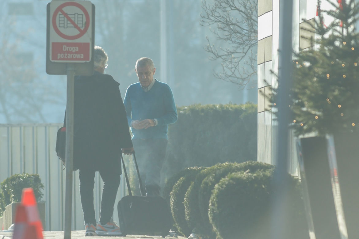 Taką furą wożą Santosa po Warszawie