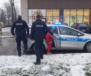 Ewakuacja szkoły w Radzyminie, uczeń przyniósł niewybuch na lekcje