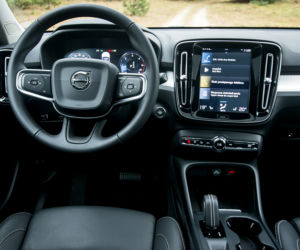 Volvo XC40 D4 AWD AT8 Momentum