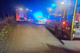 Straszny wypadek przerwał życie młodego kierowcy. 20-latek rozbił się na drzewie!