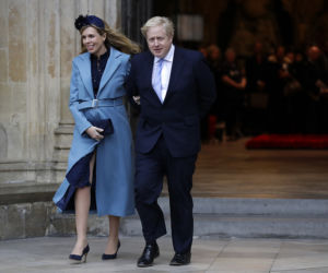 Boris Johnson zaraził narzeczoną w ciąży, Carrie też ma koronawirusa