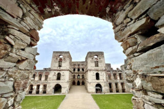 Zamek Krzyżtopór w Ujeździe. Budowla skrywa wiele tajemnic