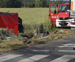 Wypadek w Elżbietowie. Zginęły dwie rodziny 