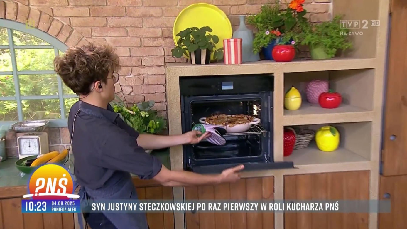 Syn Steczkowskiej dołączył do "Pytania na Śniadanie"! 20-letni Stanisław świetnie wypada w nowej roli