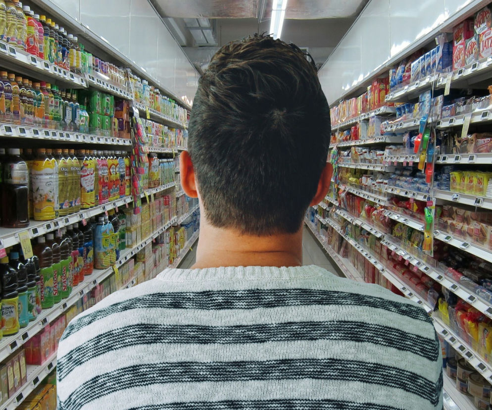 Dino - godziny otwarcia w Wielkanoc 2026. Do której zrobisz zakupy w święta?