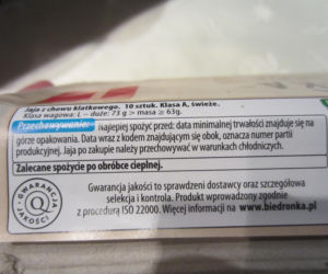 Obrzydliwe znalezisko w jajku kupionym we Wrocławiu