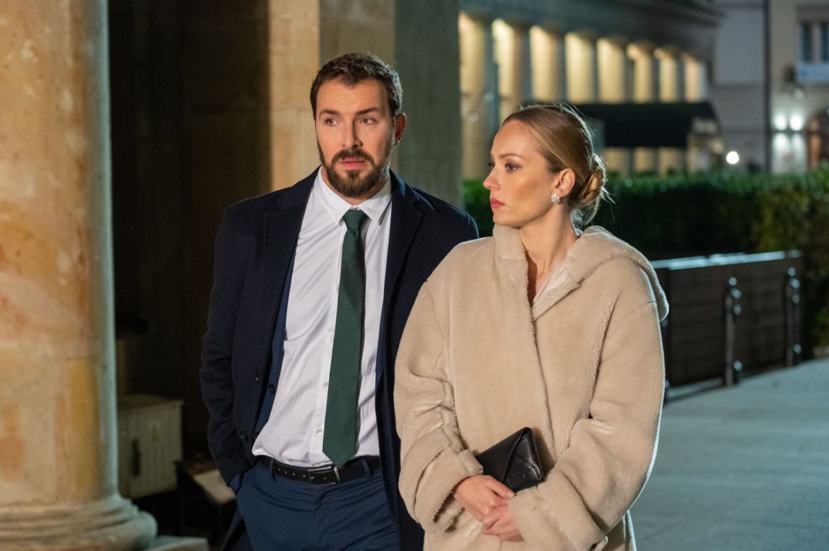 Barwy szczęścia odc. 2800. Renata (Anna Mrozowska), Marcin Kodur (Oskar Stoczyński)