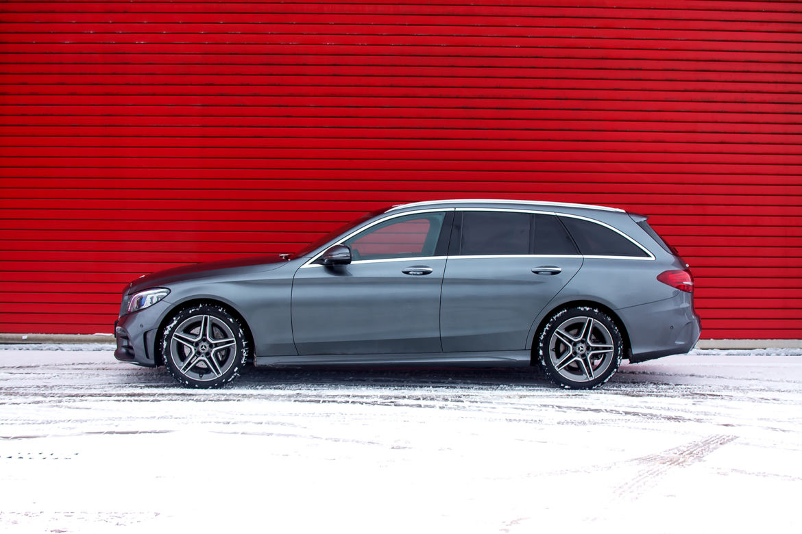Mercedes-Benz C220d Kombi 4Matic 9G-Tronic AMG Line