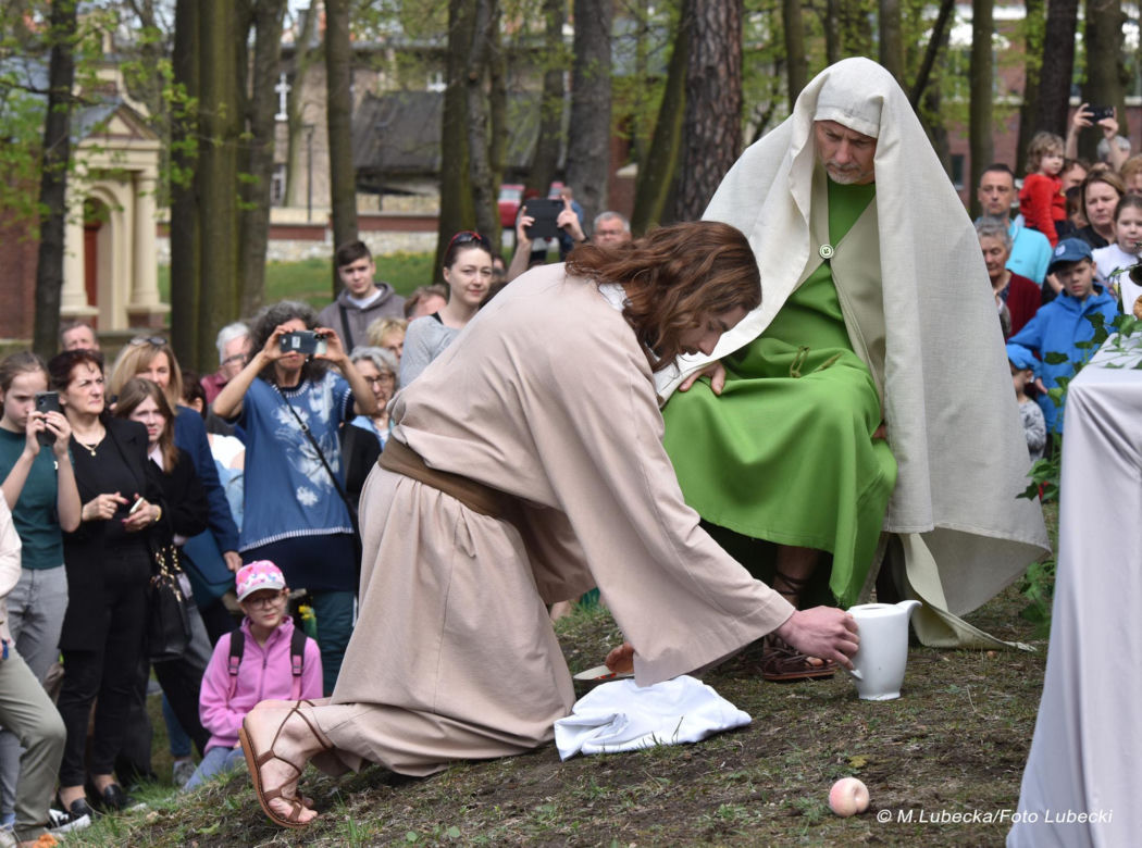 Ponad stu aktorów wystąpiło w piekarskim Misterium Męki Pańskiej