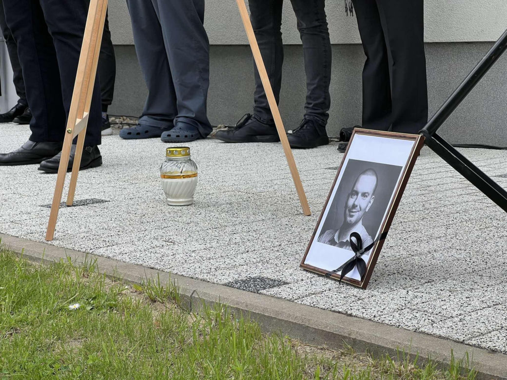 Dzień Żałoby w Szpitalu Uniwersyteckim w Krakowie. Medycy protestują po śmierci Tomasza Soleckiego 