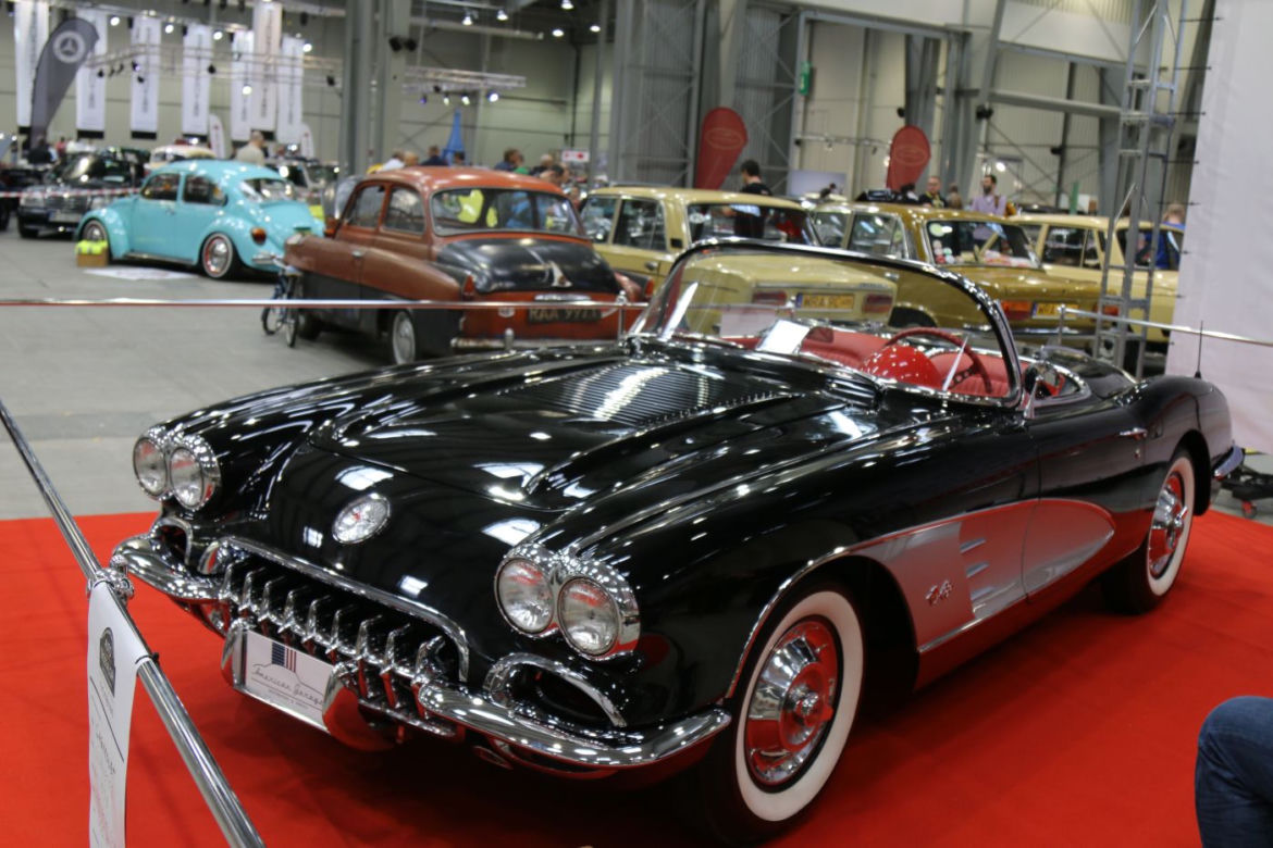 Auto Nostalgia 2016