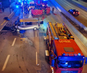 Jechał pod prąd i zmiażdżył nadjeżdżający samochód. Śmiertelny wypadek na Mokotowie