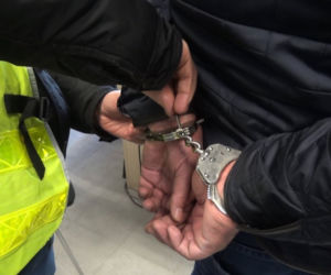 Cios policji w mafię śmieciową: Nielegalne odpady w magazynach w Zawierciu i Częstochowie [ZDJĘCIA, NOWE FAKTY]