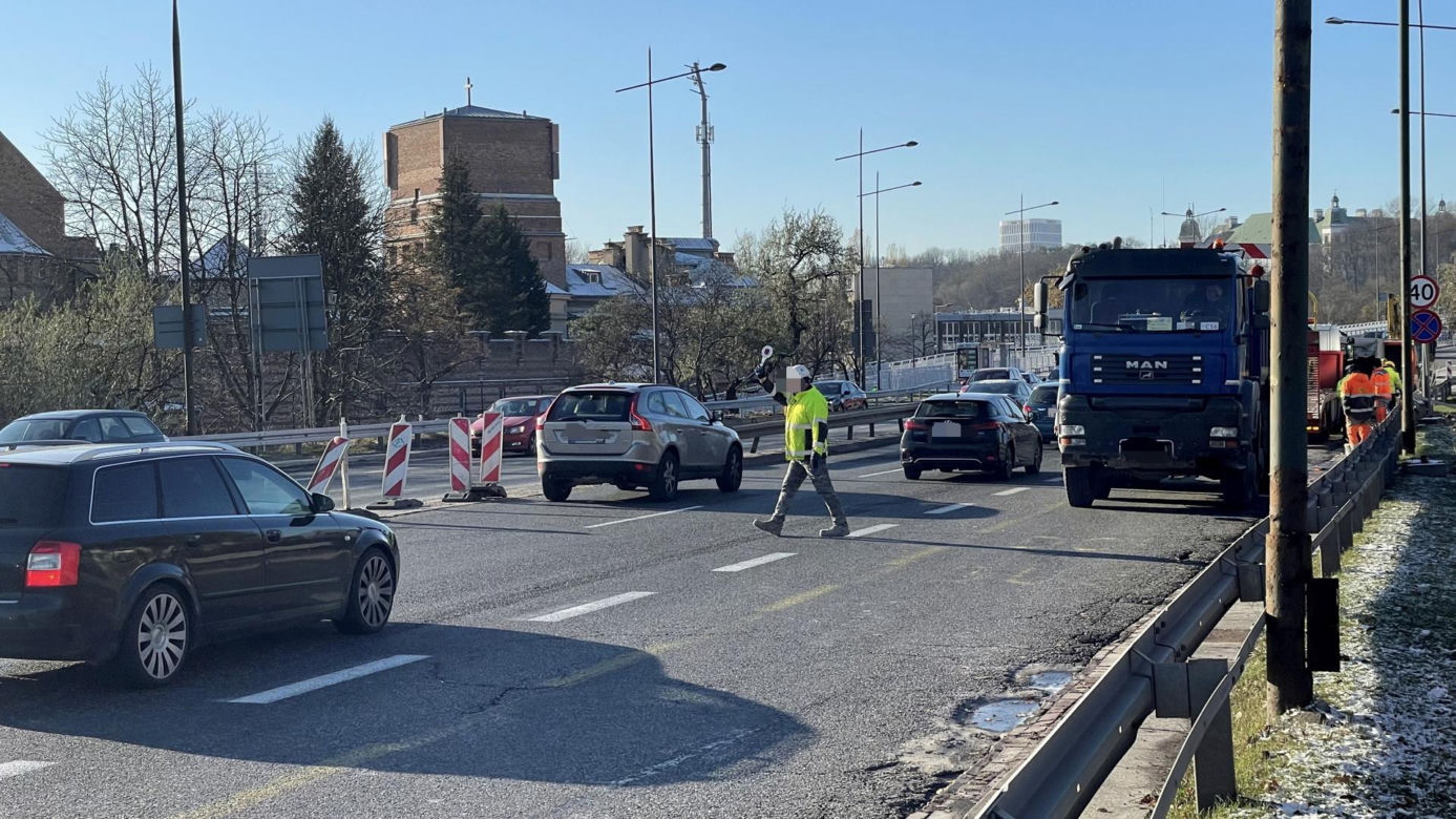 Rozkopali nowy wiadukt. Absurd na Trasie Łazienkowskiej