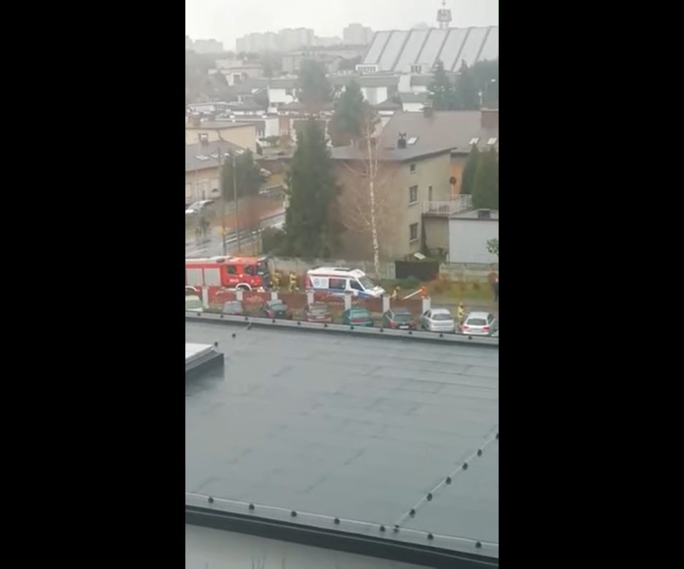 Skandal! Pogotowie nie mogło dotrzeć do pacjenta przez awarię bramki. Mężczyzna zmarł