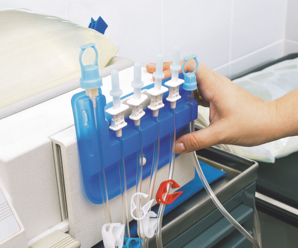 Dla osób z niewydolnością nerek jest  dializa