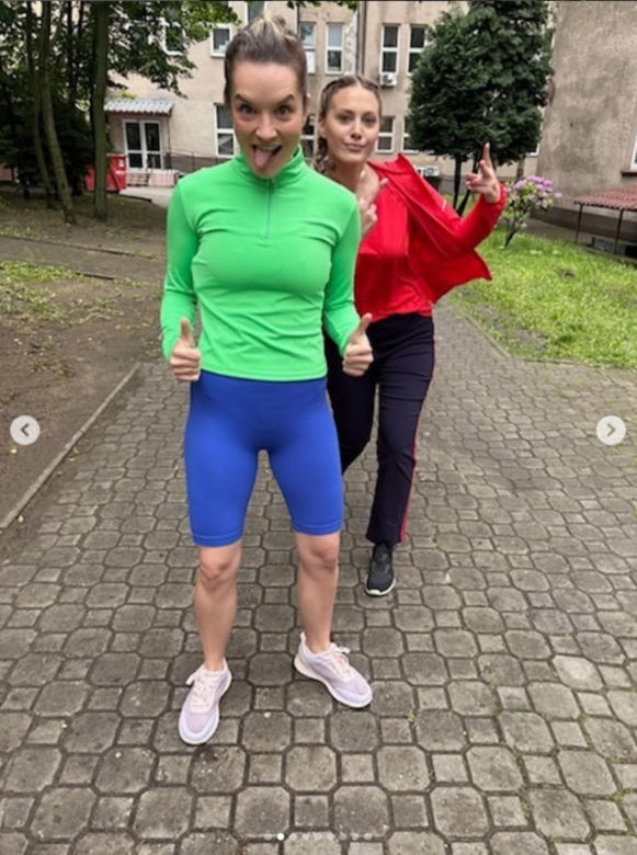 Na Wspólnej na planie. Kasia (Julia Chatys), Daria (Patrycja Topajew)