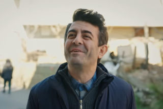 Panna młoda, odcinek 24: Engin rozpoczyna walkę o uwolnienie Cemila z aresztu