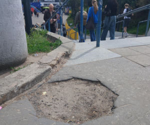 Chodnik łączący Dworzec Centralny i metro Centrum w Warszawie
