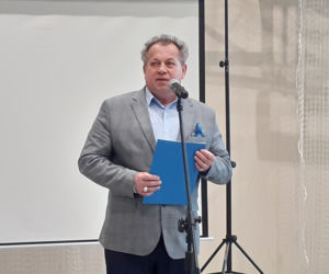 Dąbrówka Stany, gmina Skórzec: nowym wozem strażackim, po nowej drodze, do nowej szkoły