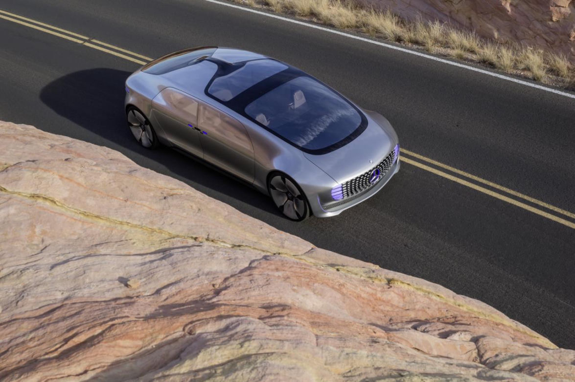 Autonomiczny Mercedes-Benz F 015 Luxury