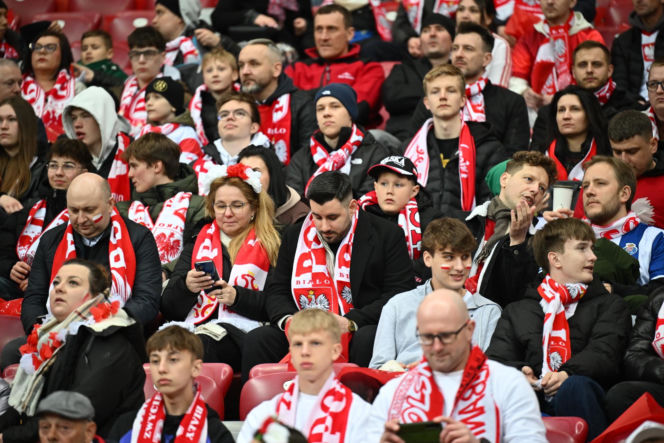 Tak się bawią kibice na meczu Polska - Albania. Gorąca atmosfera na PGE Narodowym
