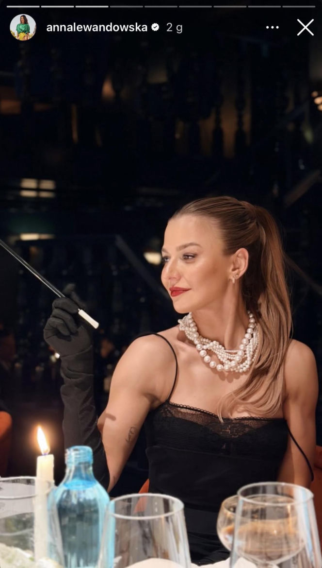 Lewandowscy i Szczęśni bawią się w Barcelonie. Wpadła też Zborowska