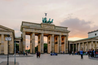 Atak granatem w Berlinie. Serb chciał zabić Bośniaka 