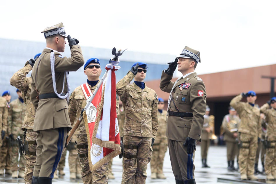 Zmiana na czele polskich cyberwojsk. Gen. Chmielewski nowym dowódcą, a gen. Molenda rusza do NATO