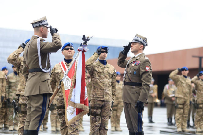Zmiana na czele polskich cyberwojsk. Gen. Chmielewski nowym dowódcą, a gen. Molenda rusza do NATO