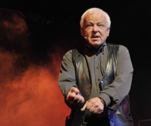 Marian Opania