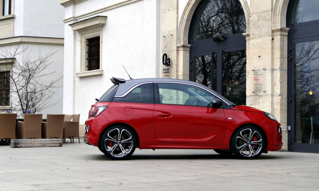 Opel Adam S