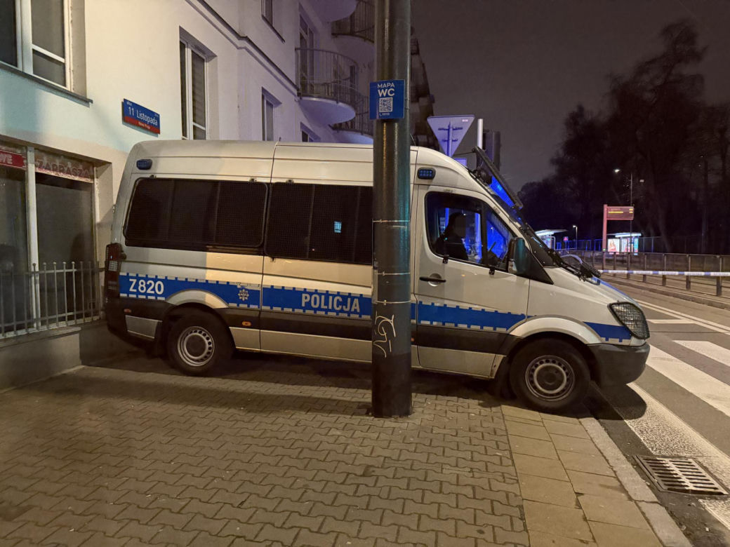 Podejrzany pakunek wstrzymał ruch tramwajów na Pradze. Co się stało?