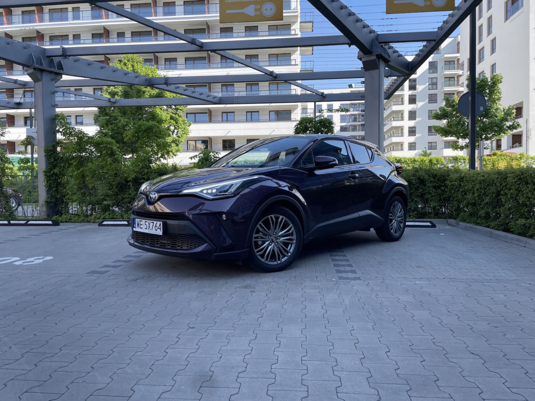 Hybrydowa Toyota C-HR