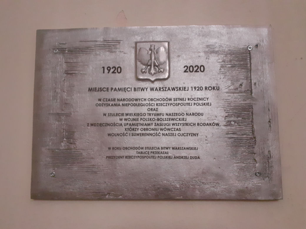 Jak wyglądał kościół garnizonowy w Siedlcach z zewnątrz i w środku w marcu 2021 roku?