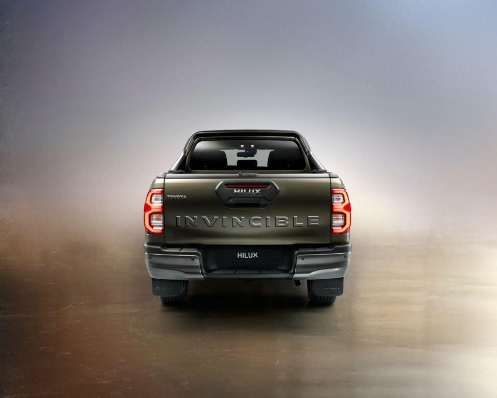  Nowa Toyota Hilux 2.8 Diesel 204 KM