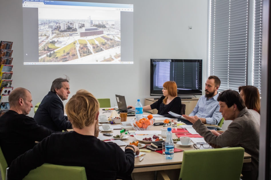 Obrady jury, Życie w Architekturze