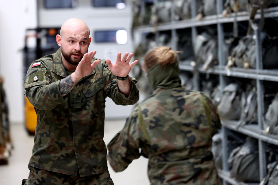 Szkolenia wojskowe "Trenuj z wojskiem" odbywają się w jednostkach 