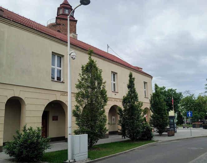 To miasto w woj. łódzkim zapisało się na kartach historii. Znalazł w nim schronienie Napoleon Bonaparte