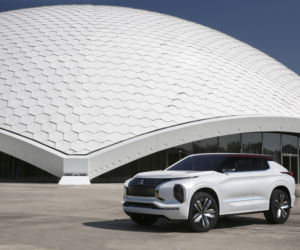 Mitsubishi GT-PHEV Concept