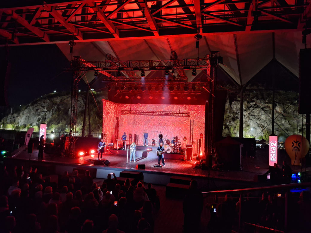 PGS Rock Festival na Kadzielni. Tłumy fanów śpiewały z LemON-em i Ewą Farną