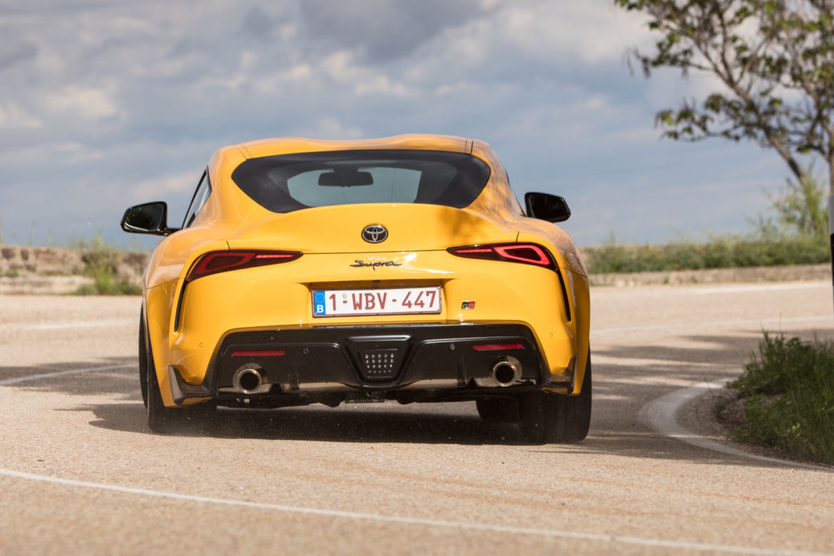 Toyota GR Supra w kolorze Nitro Yellow