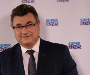 Kumple Suskiego zarabiają krocie jako europosłowie, a on mówi brukselski okupant