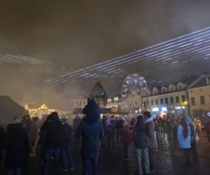 Rzeszów. Pokaz laserowy na Rynku [ZDJĘCIA]