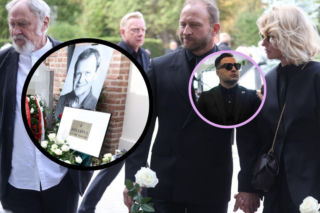 Prezes na pogrzebie Jana Frycza! Szedł w tłumie w pobliżu wielkich gwiazd, zupełnie się nie wyróżniał